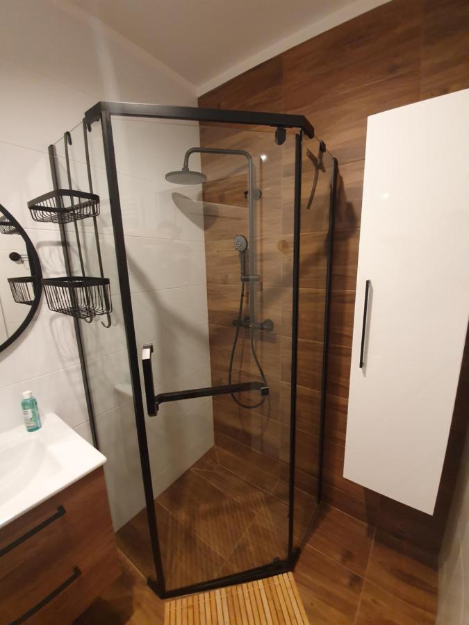 Apartament Number One Nova Wozownia Leszno  Exteriör bild