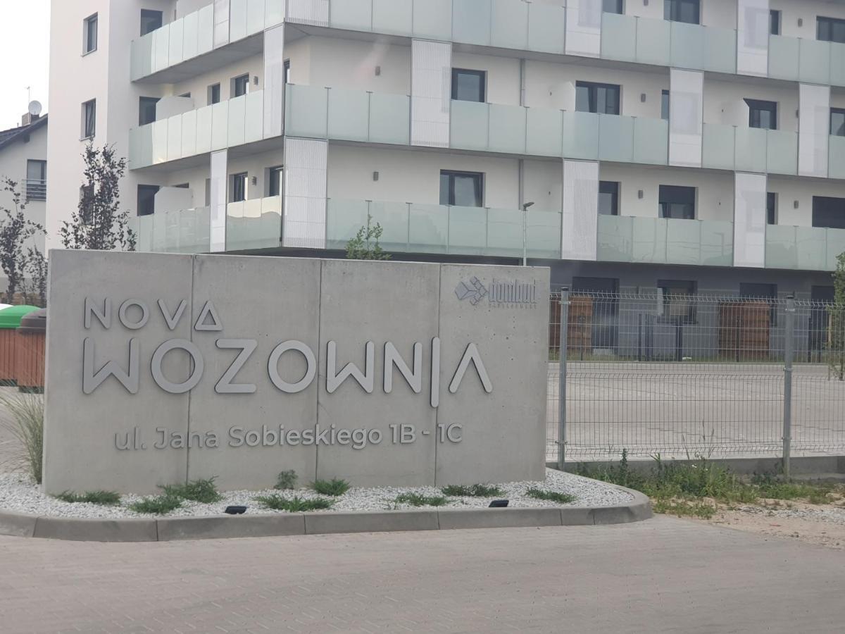 Apartament Number One Nova Wozownia Leszno  Exteriör bild