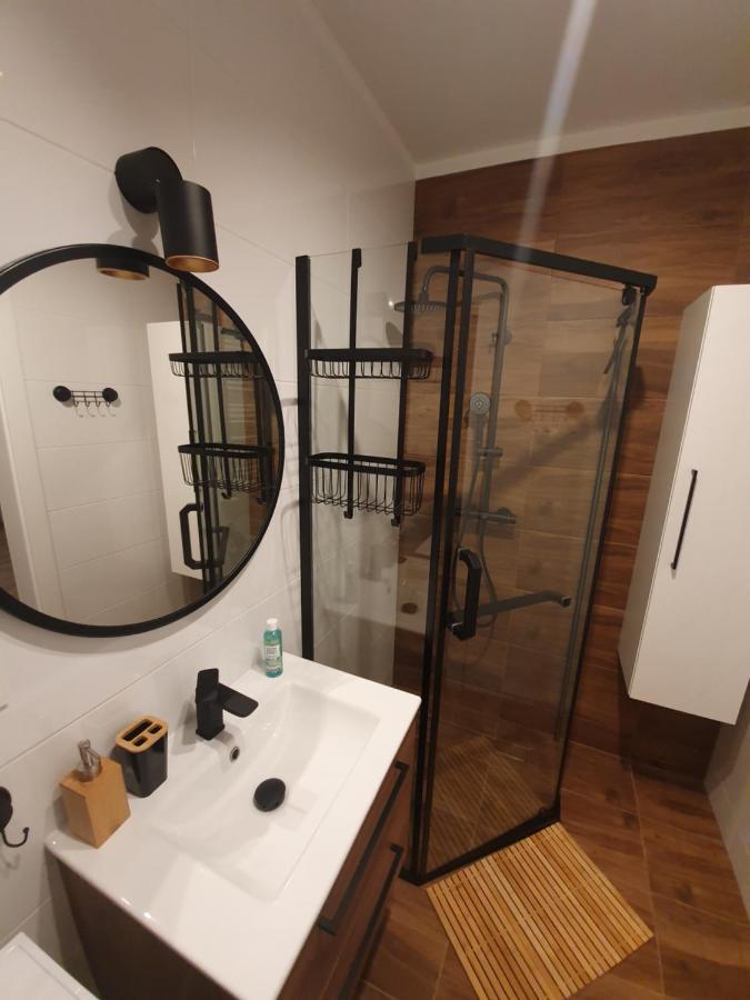 Apartament Number One Nova Wozownia Leszno  Exteriör bild